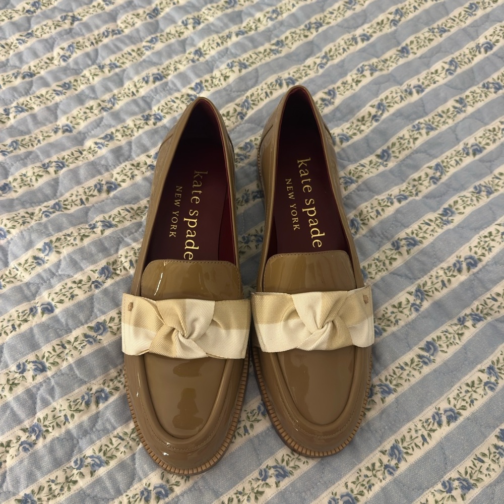 Kate Spade Brown and Cream Flats with Chain Detail